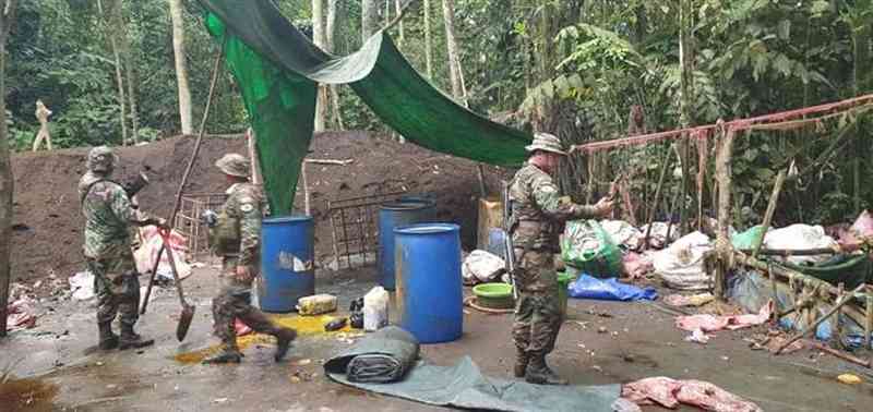 La Policía antidroga destruye 29 fábricas de cocaína y detiene a un extranjero en Bulo Bulo 