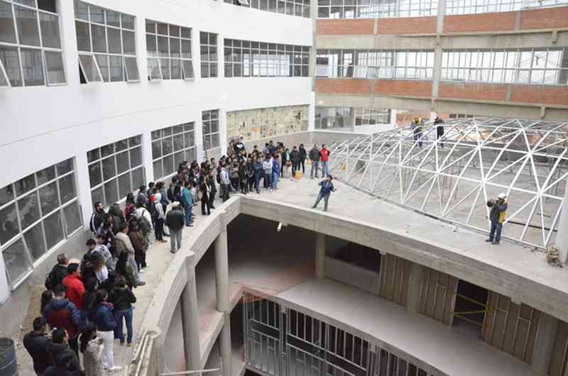 Piden a la ALDT aprobar crédito para dos obras en Tarija