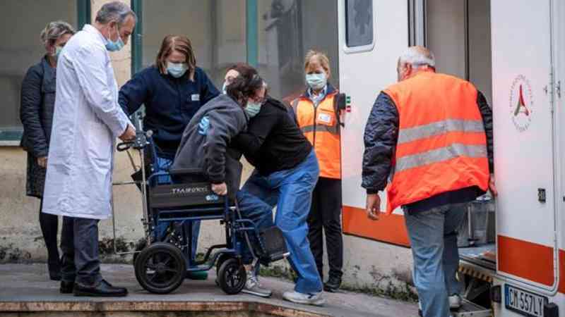 Coronavirus: Italia alcanza un nuevo récord al registrar 627 muertos por covid-19 en un día