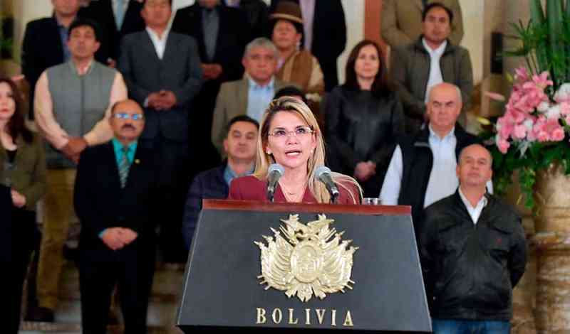 HRW: Decreto sobre el Covid-19 amenaza libertad de expresión