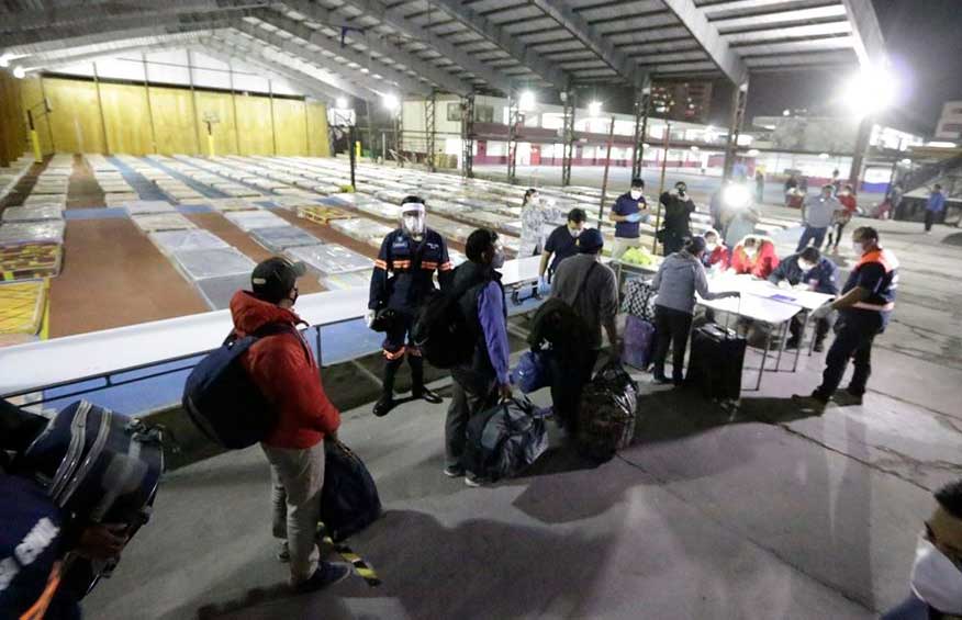 Prevén que 400 bolivianos ingresen a Pisiga el domingo y que otros 370 terminen cuarentena en Iquique