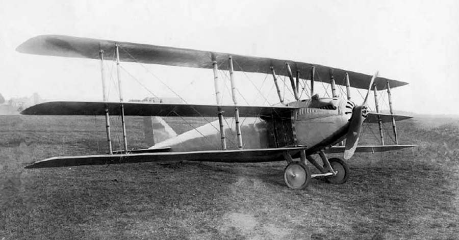 Rememoran el centenario del vuelo que consiguió un récord de altura sobre el Illimani 