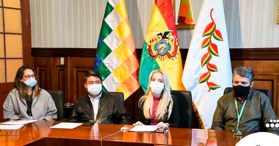 Anuncian el lanzamiento de 10.000 becas para personas desempleadas 