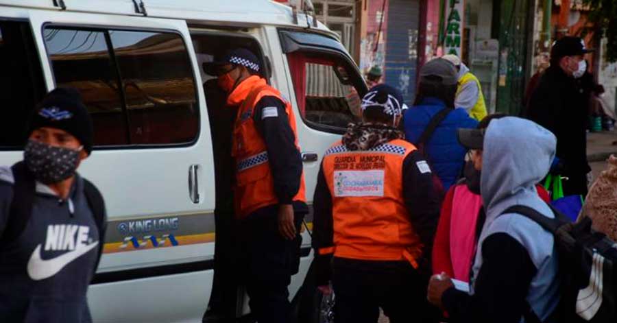 Quillacollo suspende transporte y comercio por incumplir con medidas de bioseguridad