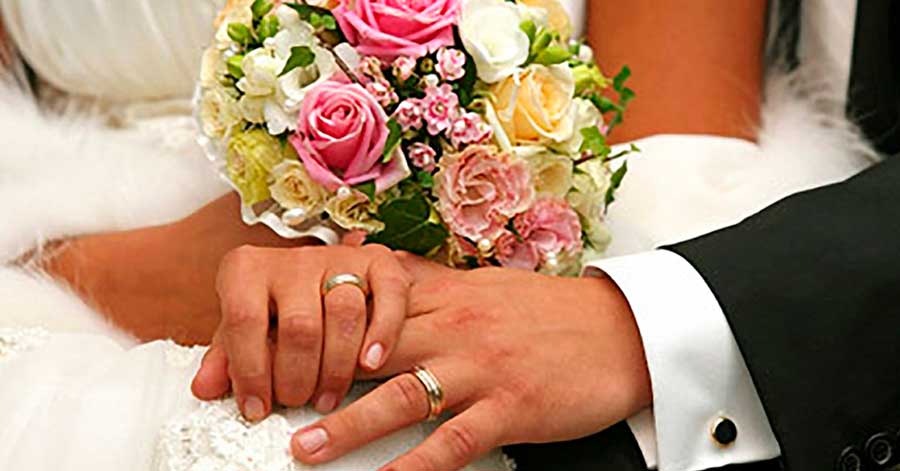 Conferencia Episcopal recomienda no celebrar matrimonios ni bautizos en época de pandemia
