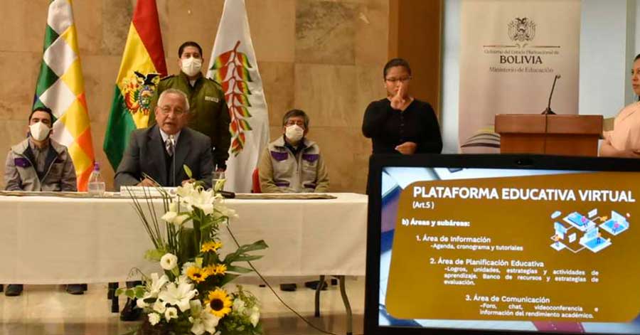Gobierno presenta el reglamento de educación virtual y entregará bono fusionado de más de Bs 2.000 a los maestros 