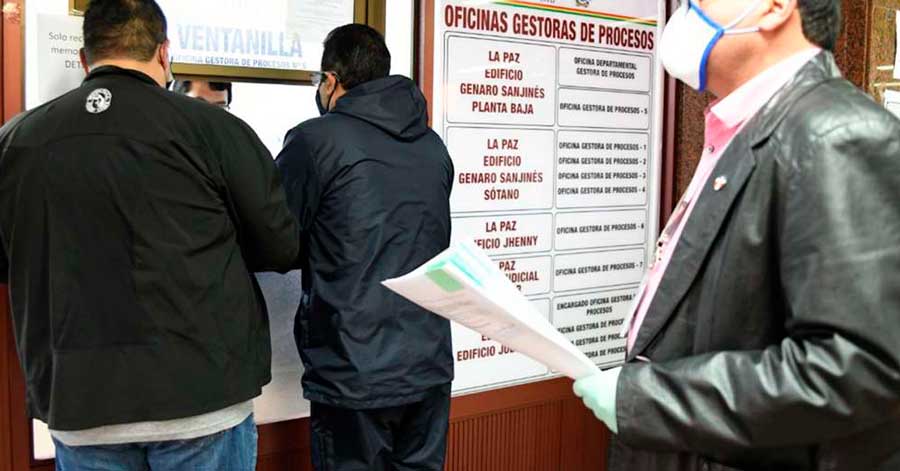 Transparencia envía 60 memoriales para reactivar casos de corrupción por $us 750 millones en el Gobierno del MAS
