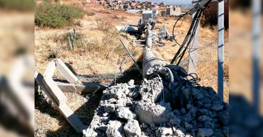 Vuelan una torre de comunicación en K‘ara K‘ara y el Gobierno instruye investigar el presunto “atentado terrorista”