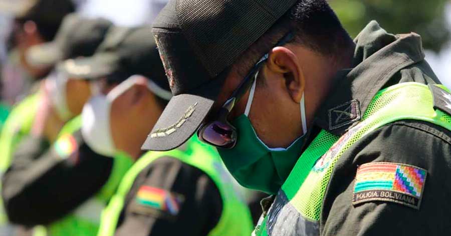 El Covid-19 se llevó hasta la fecha a 155 policías en el país