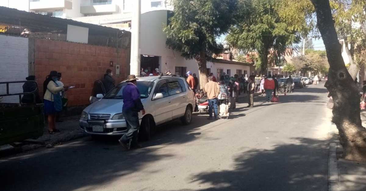 Adultos mayores pueden adquirir segunda canasta alimentaria