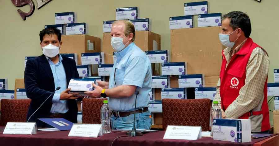 Ministro de Salud entregó pruebas rápidas y destaca manejo de la pandemia en Tarija 