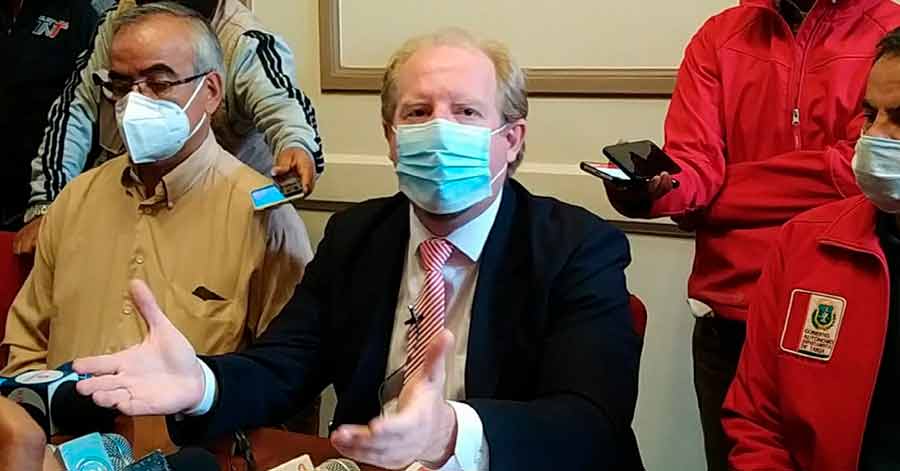 Tras ser internado de emergencia, confirman que Adrián Oliva está contagiado de Covid-19