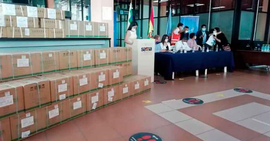 Llega a Bolivia nuevo lote de medicamentos para combatir el COVID-19 valuado en $us 1,3 millones 