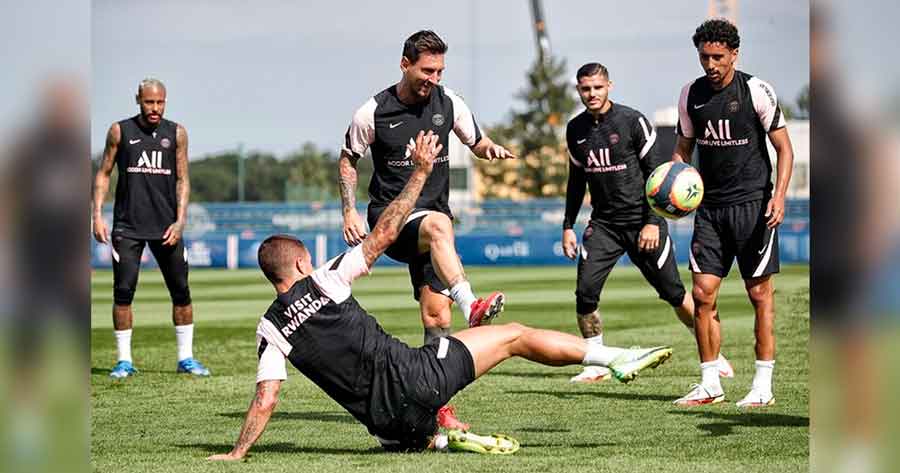 Primer entrenamiento de Messi en PSG: el gesto que marca sus ganas de competir y un “loco” con sus nuevos compañeros 