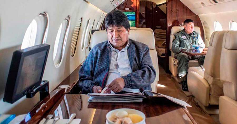 Evo compró el avión presidencial el 2010 y ahora dice que sus gastos son "innecesarios"