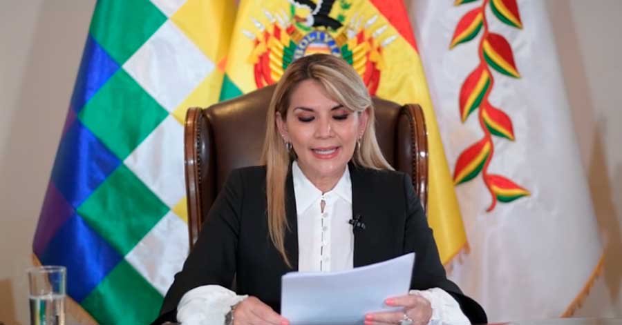Jeanine Añez es elegida entre las finalistas para el Premio Sájarov