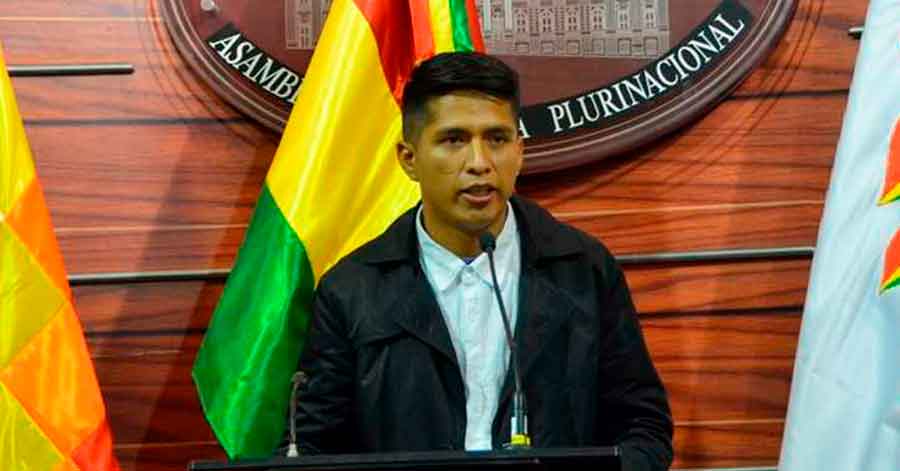 Rodríguez defiende la coca del trópico y propone 