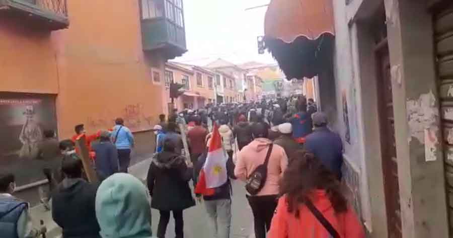 Potosí: cívicos reportan un fallecido tras violenta jornada de movilizaciones