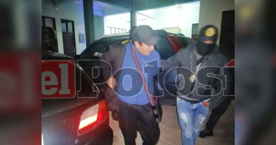 Marco Pumari está en Betanzos; una caravana policial lo trasladó a esa población