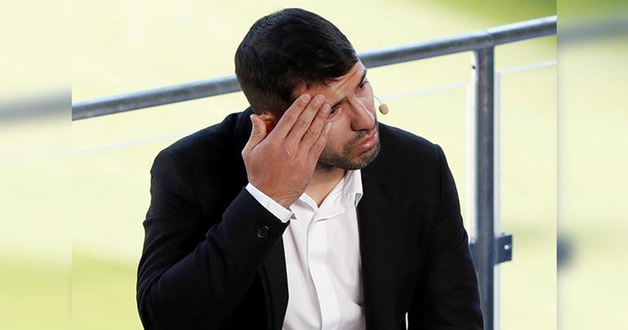 Kun Agüero anunció su retiro del fútbol entre lágrimas: “Primero está mi salud, me voy con la cabeza en alto” 