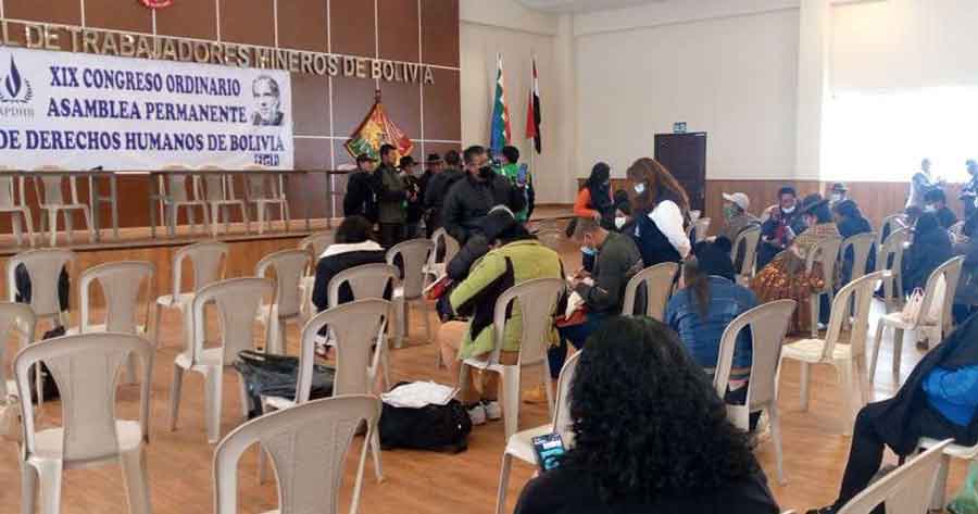 Congreso de Derechos Humanos (afín al MAS) se realiza fuera de su edificio y sin convocatoria legítima