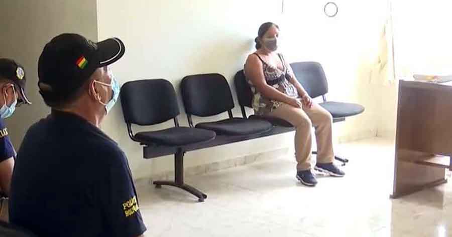 Encarcelan a mujer que lanzó a su bebé a una laguna para ahogarla 