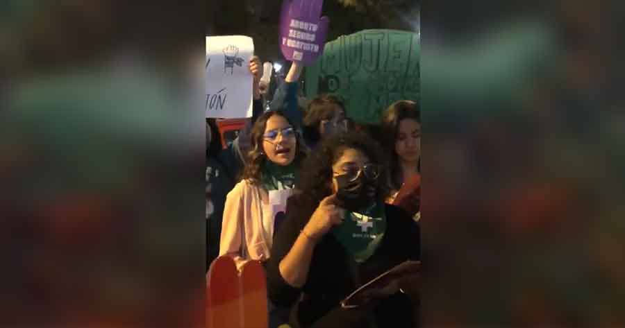 Activan proceso penal por los daños a la Catedral de Sucre por parte de manifestantes pro-aborto