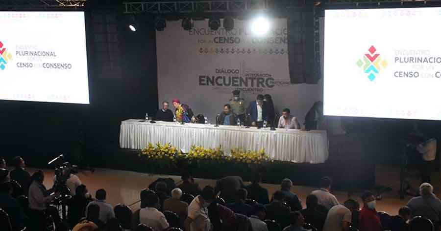 Censo: Reunión termina sin acuerdo; el paro y la violencia siguen en Santa Cruz 