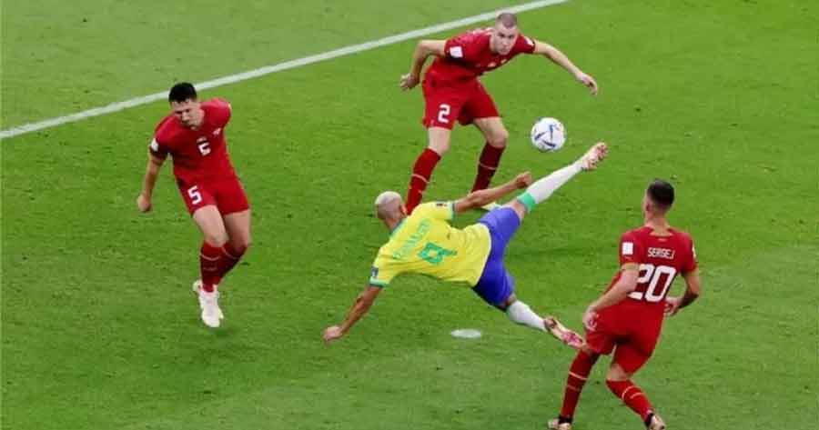 Brasil se impone con autoridad al vencer 2-0 a Serbia en su estreno en el Mundial de Qatar 2022