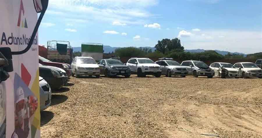 Aduana comisa 44 vehículos indocumentados en Tarija y localidades aledañas