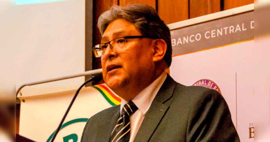 Presidente del BCB asegura que el boliviano es una ‘moneda fuerte’ y no es necesario correr detrás del dólar