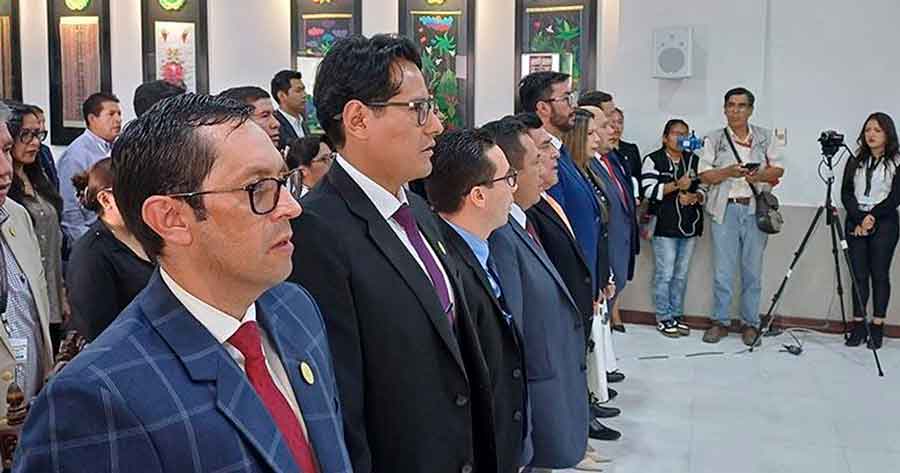 Mariaca posesiona a los 9 fiscales departamentales
