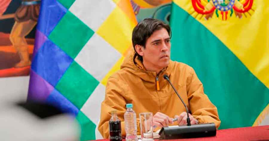 Ministro Zamora abre la posibilidad de analizar la nacionalización de “chutos”: “todo es posi